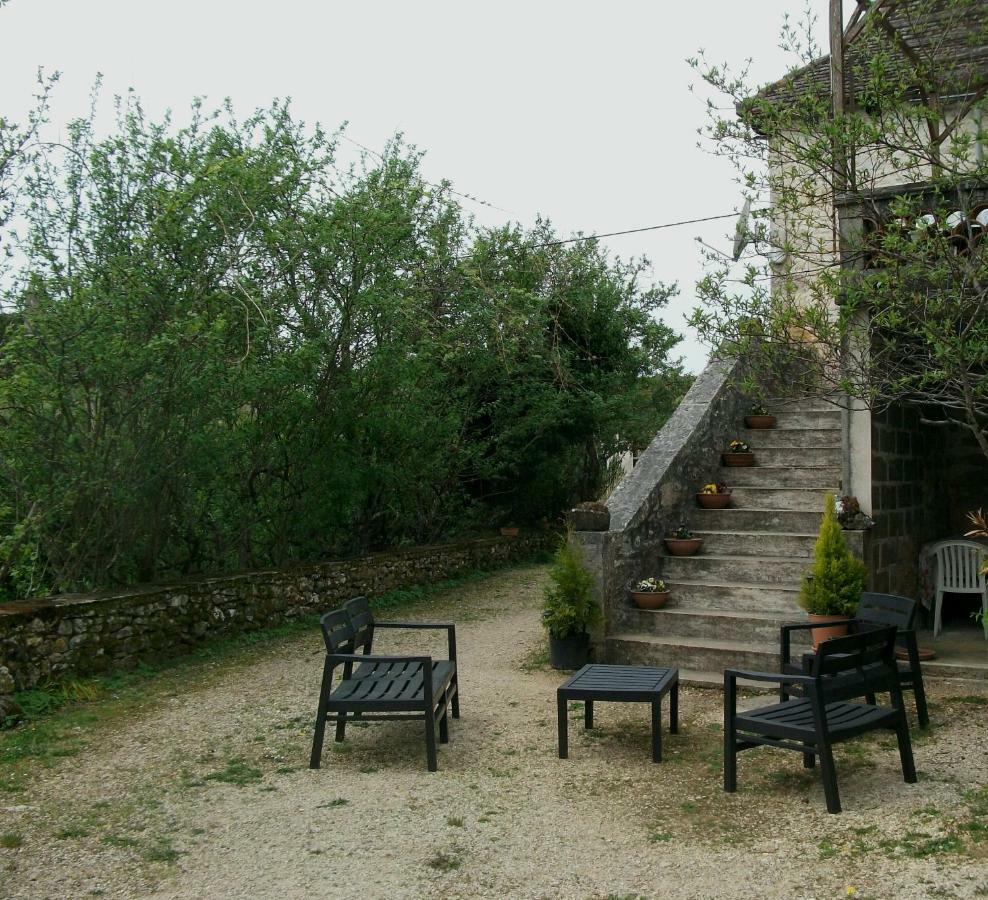 Gite Au Coeur Du Lot, La Maison De Pauline Lentillac du Causse 外观 照片